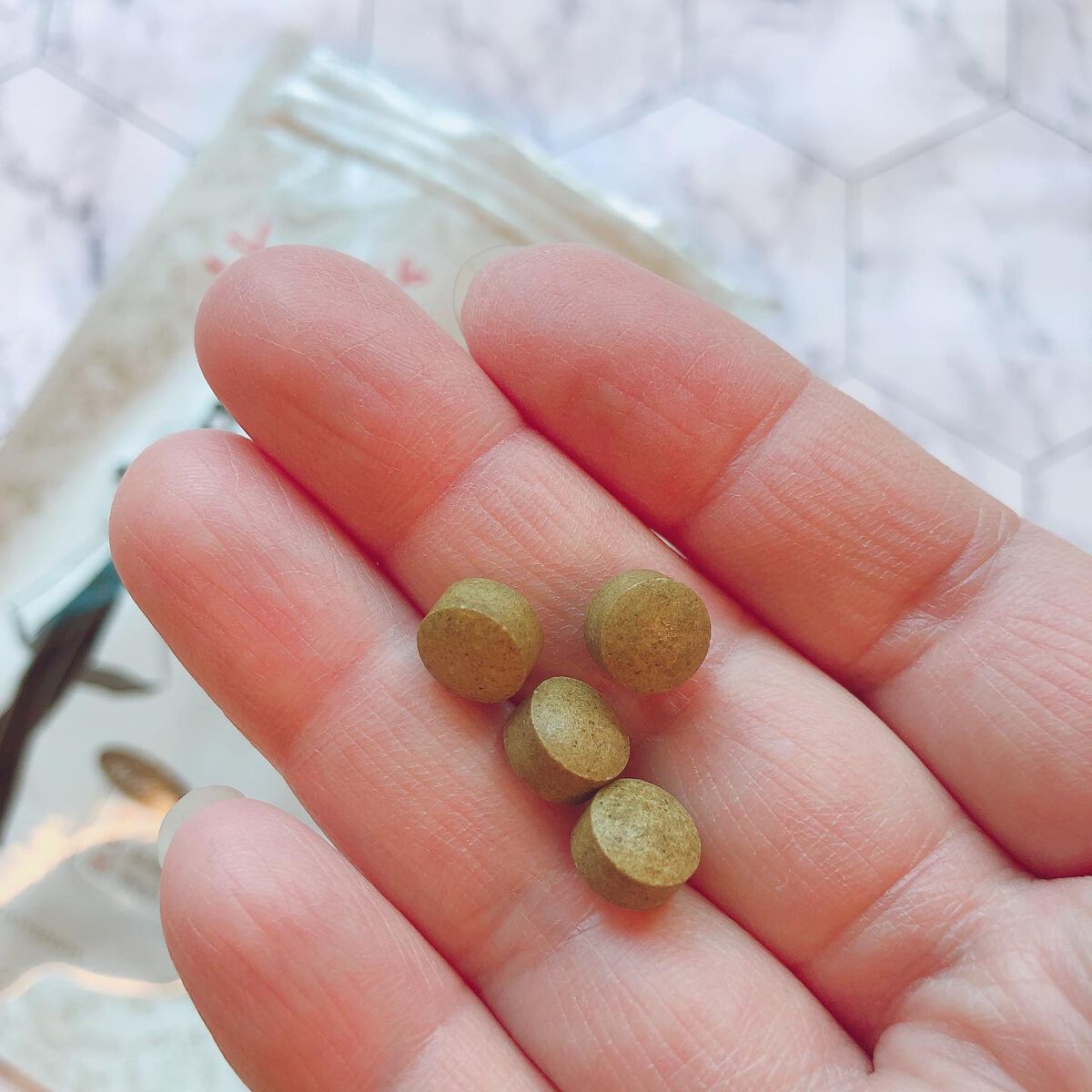 ゆーやん on LIPS 「くしゃみ、咳、かがんだ時のヒヤッとする瞬間に🫣ーーーーーーーー..」(3枚目)