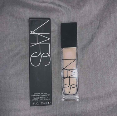 ナチュラルラディアント ロングウェアファンデーション/NARS/リキッドファンデーションを使ったクチコミ（1枚目）