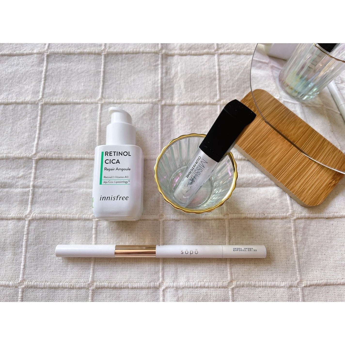 カラーフィックス アイプライマー/MISSHA/アイシャドウベースを使ったクチコミ(2枚目)