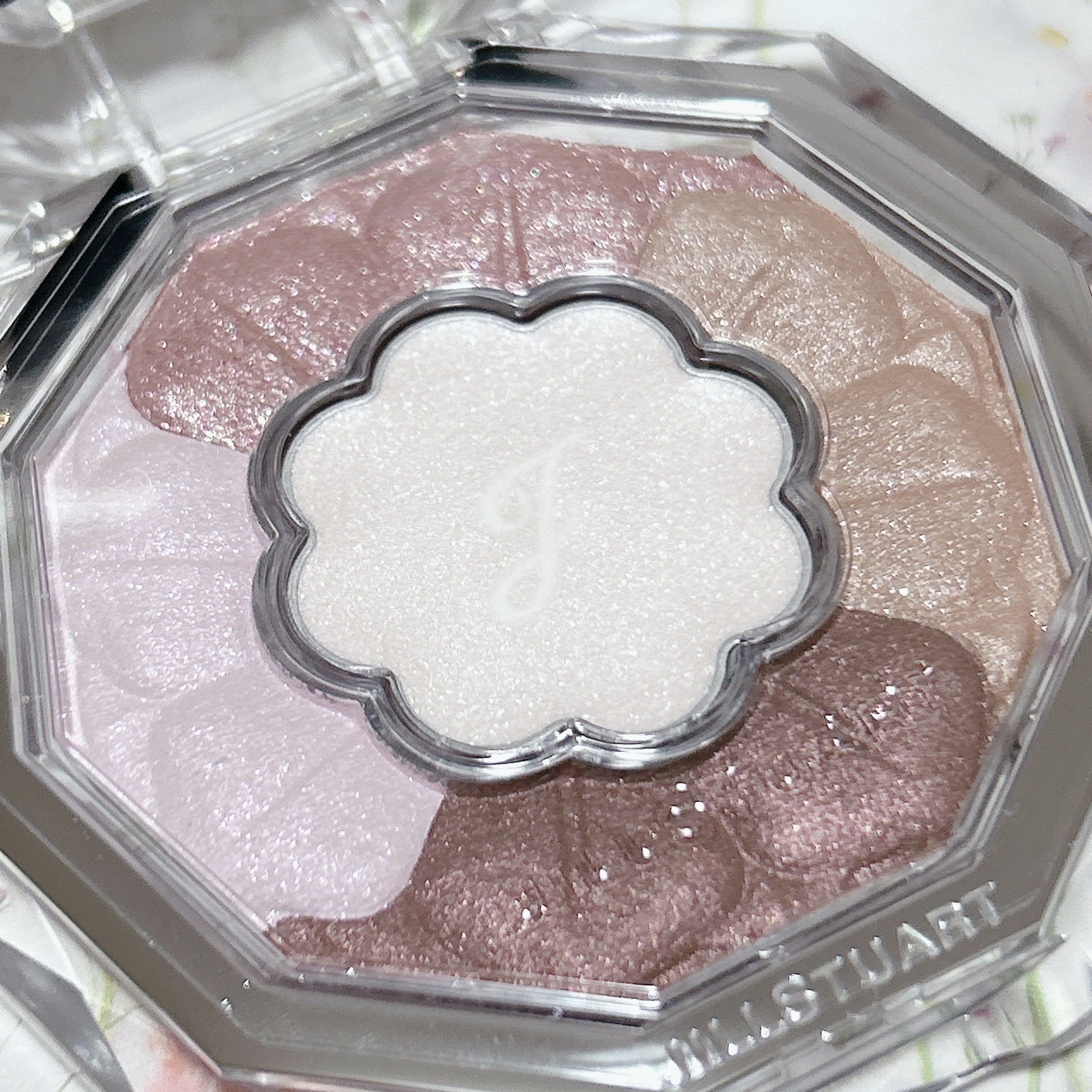 ジルスチュアート ブルームクチュール アイズ/JILL STUART/アイシャドウパレットを使ったクチコミ（2枚目）