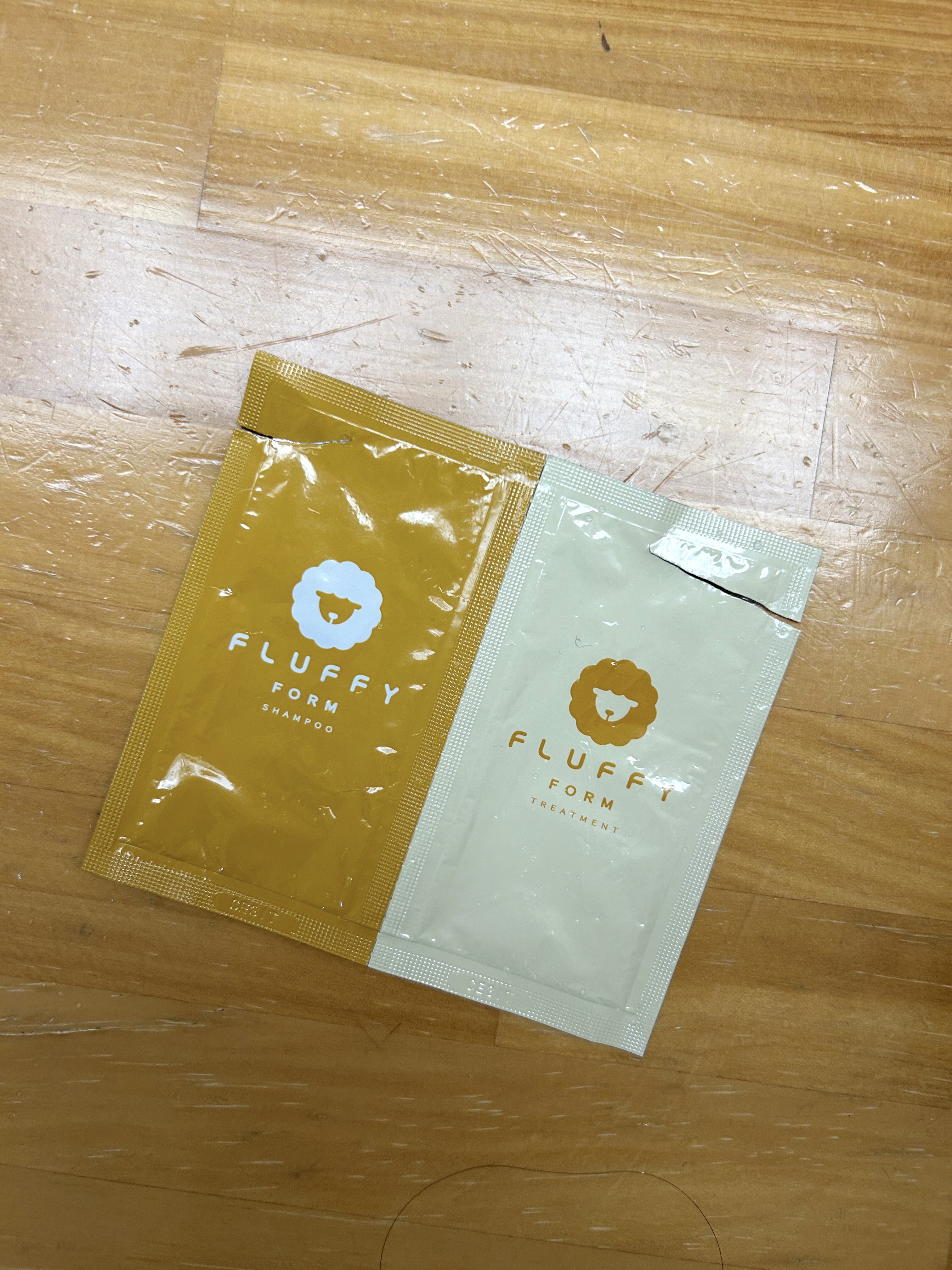 FLUFFY FORM ケラチン配合シャンプーモイスト/トリートメントモイスト トライアル(シャンプー10ml＋トリートメント10ml）/FLUFFY FORM (フラッフィーフォーム)/市販シャンプーを使ったクチコミ（1枚目）