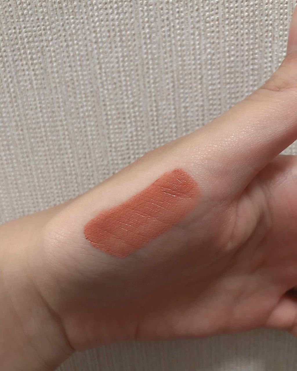 キス クラウド ブロッテッド リップ カラー/REVLON/口紅を使ったクチコミ（3枚目）