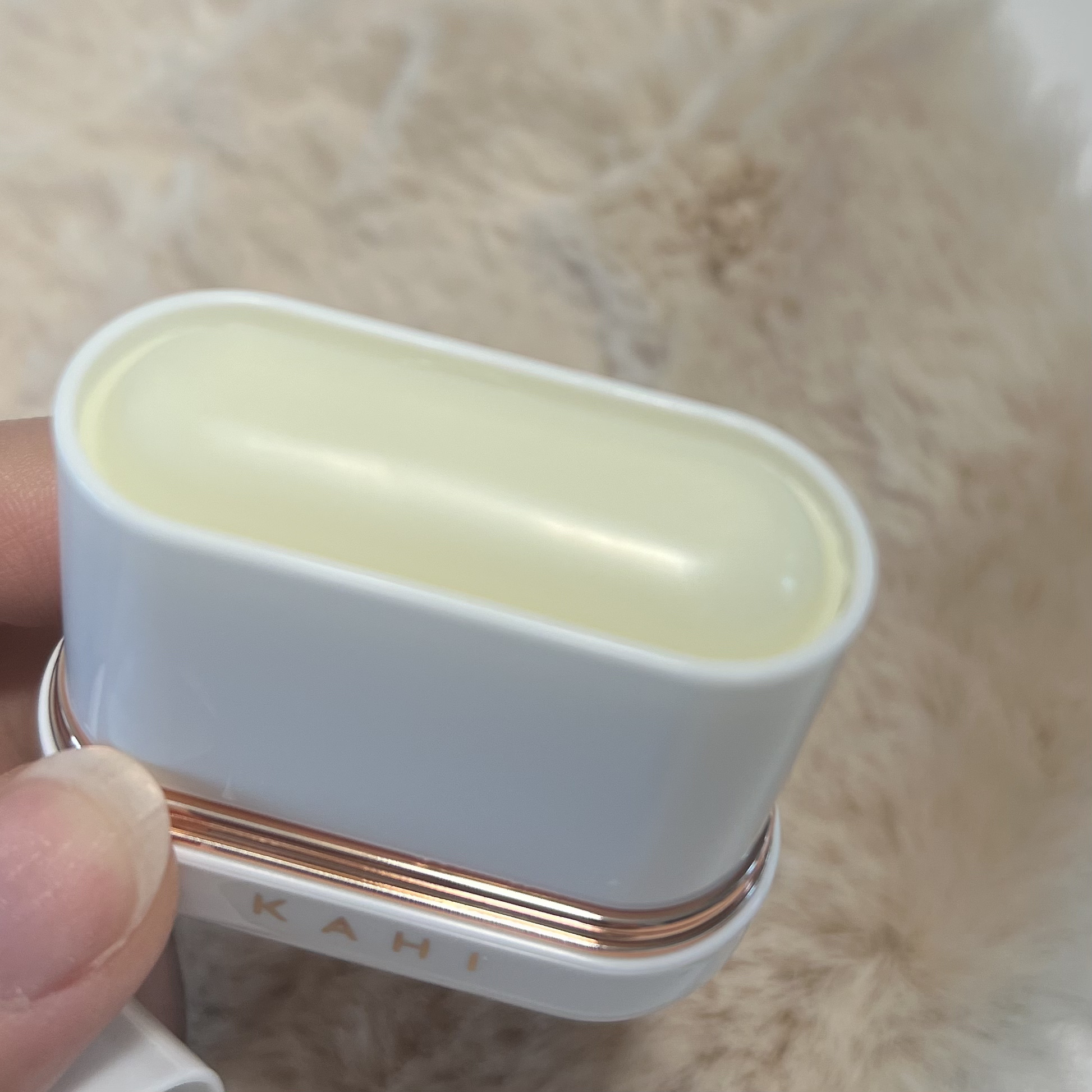 エアリーフィットサンスティック/KAHI/日焼け止めスティックを使ったクチコミ（2枚目）