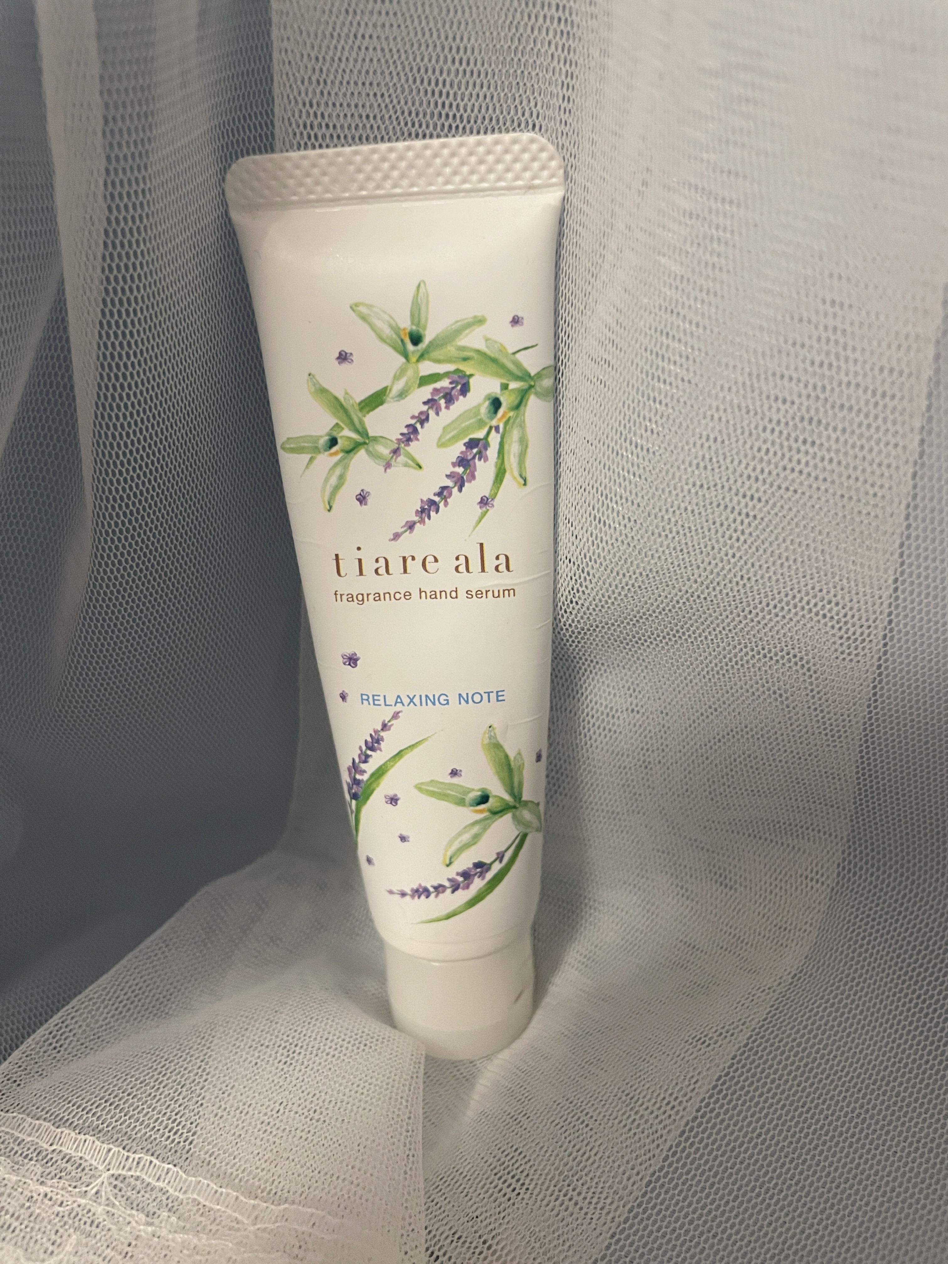 フレグランスハンドセラム ラブノート/tiare ala/ハンドクリームを使ったクチコミ（1枚目）