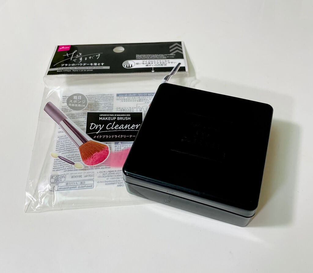 メイクブラシドライクリーナー/DAISO/メイクアップキットを使ったクチコミ(1枚目)