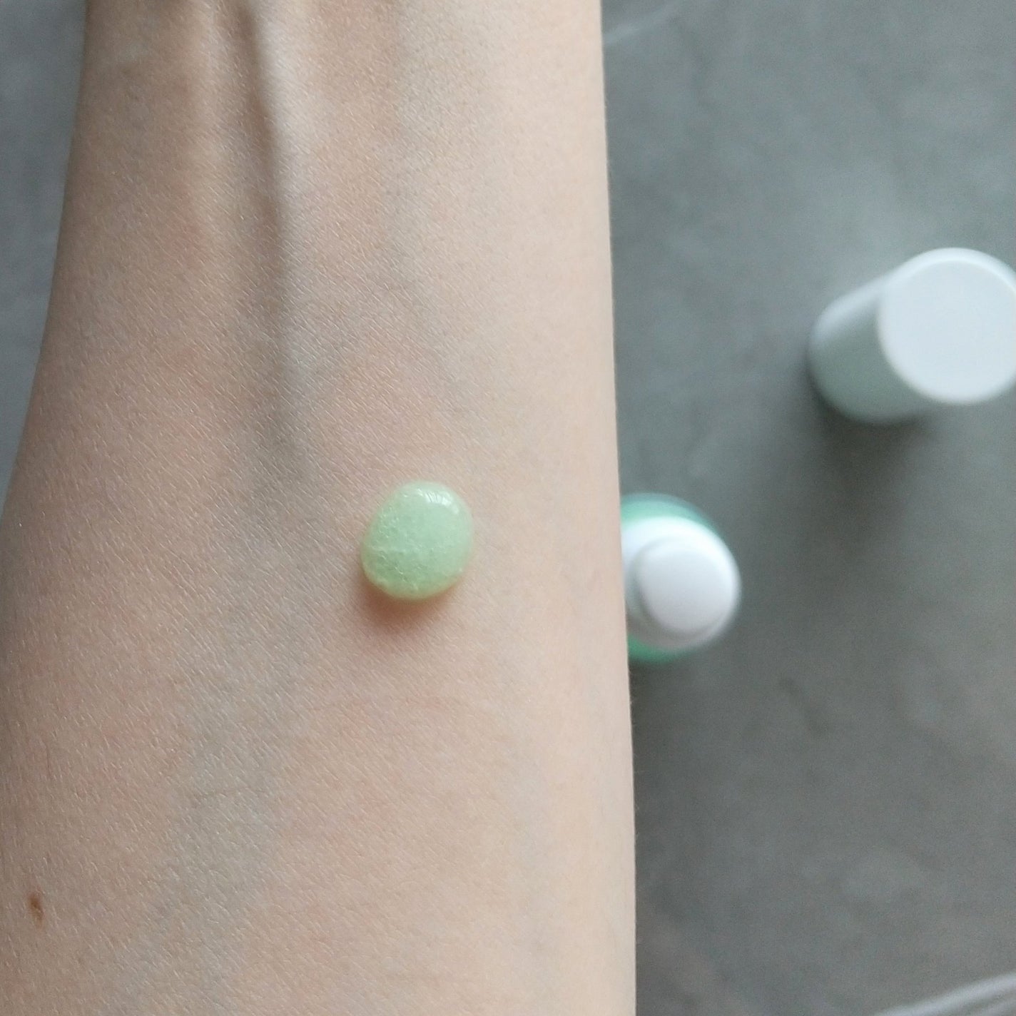 AquaTeca calming sun serum/Delphyr/日焼け止めローションを使ったクチコミ(3枚目)