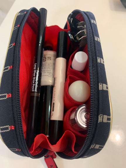 コスメポーチ/ARTISAN&ARTIST(アルティザン・アンド・アーティスト)/化粧ポーチを使ったクチコミ(2枚目)