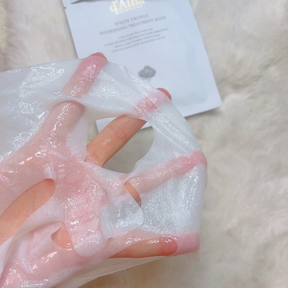 ホワイトトリュフナリシングトリートメントマスク/ダルバ/シートマスク・パックを使ったクチコミ(4枚目)