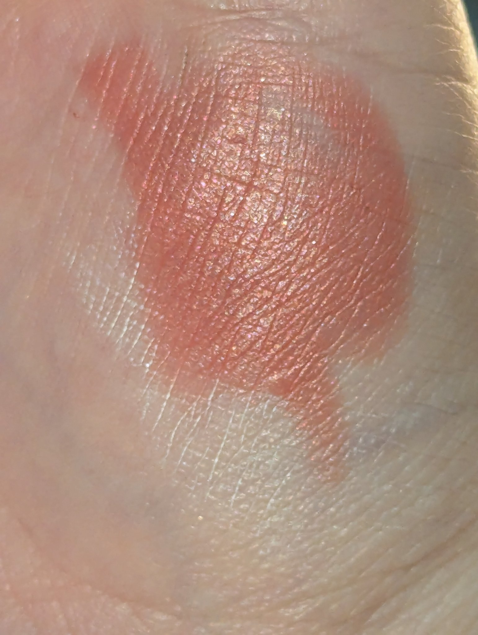 ぷっくりアイカラーペンシル 103 ロゼピンク（限定色）/ミゼルエディ/スティックアイシャドウを使ったクチコミ（2枚目）