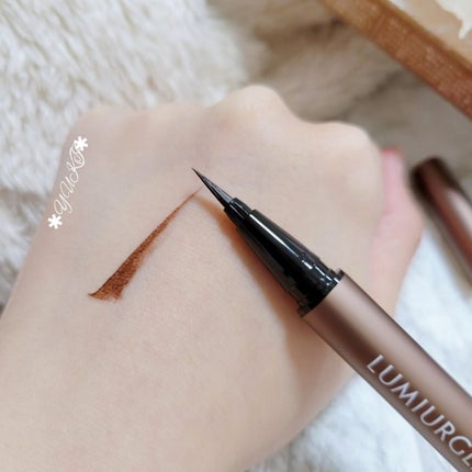 スキルレスライナー/LUMIURGLAS/リキッドアイライナーを使ったクチコミ(6枚目)