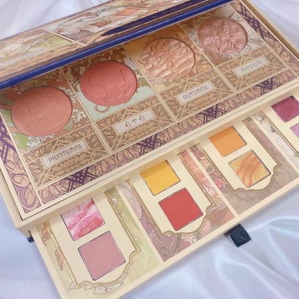 LANSUR LANSUR × V&A博物館 アルフォンス・ミュシャ コラボ・マルチパレット