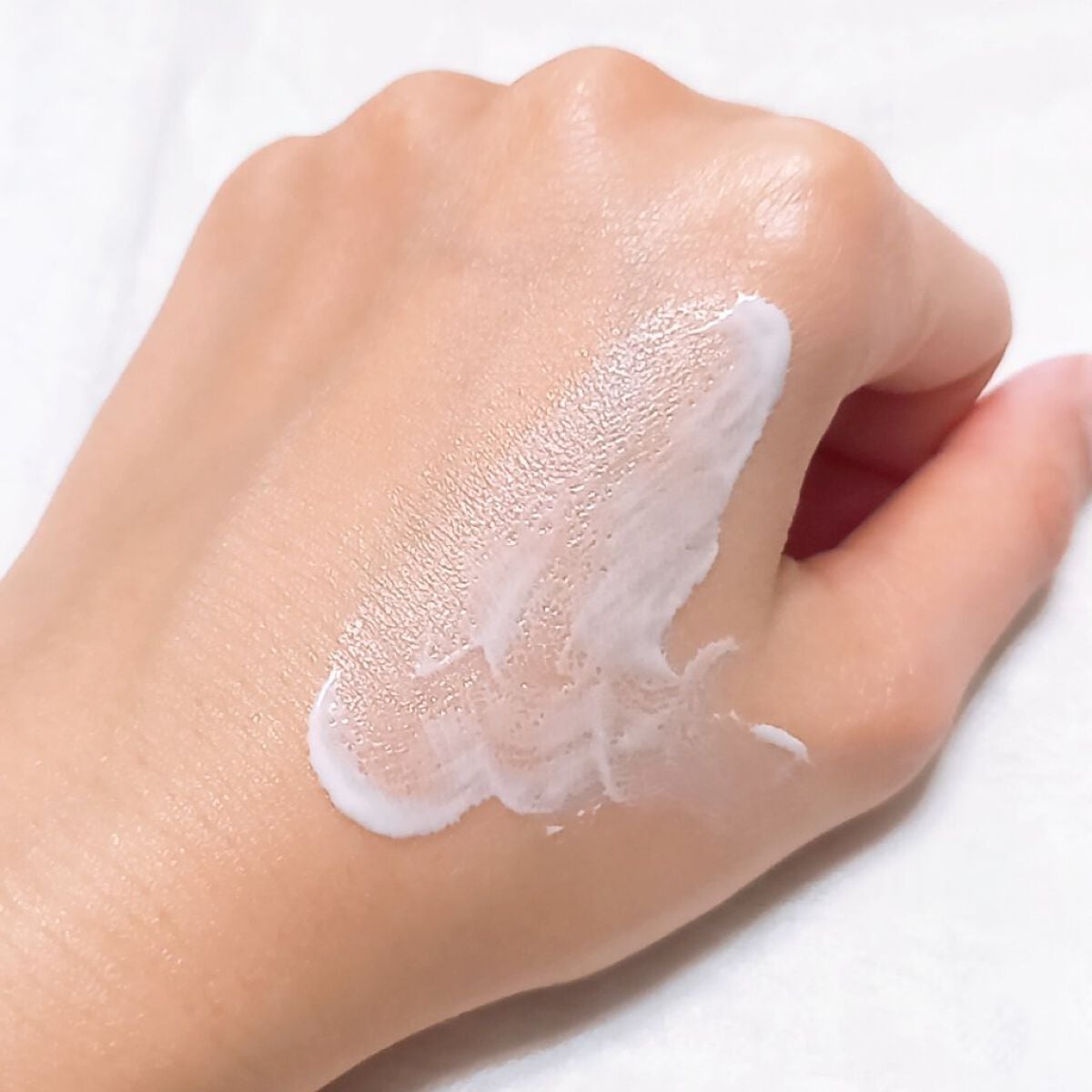 ビオレUV アクアリッチ ライトアップエッセンス/ビオレ/日焼け止めクリームを使ったクチコミ(5枚目)