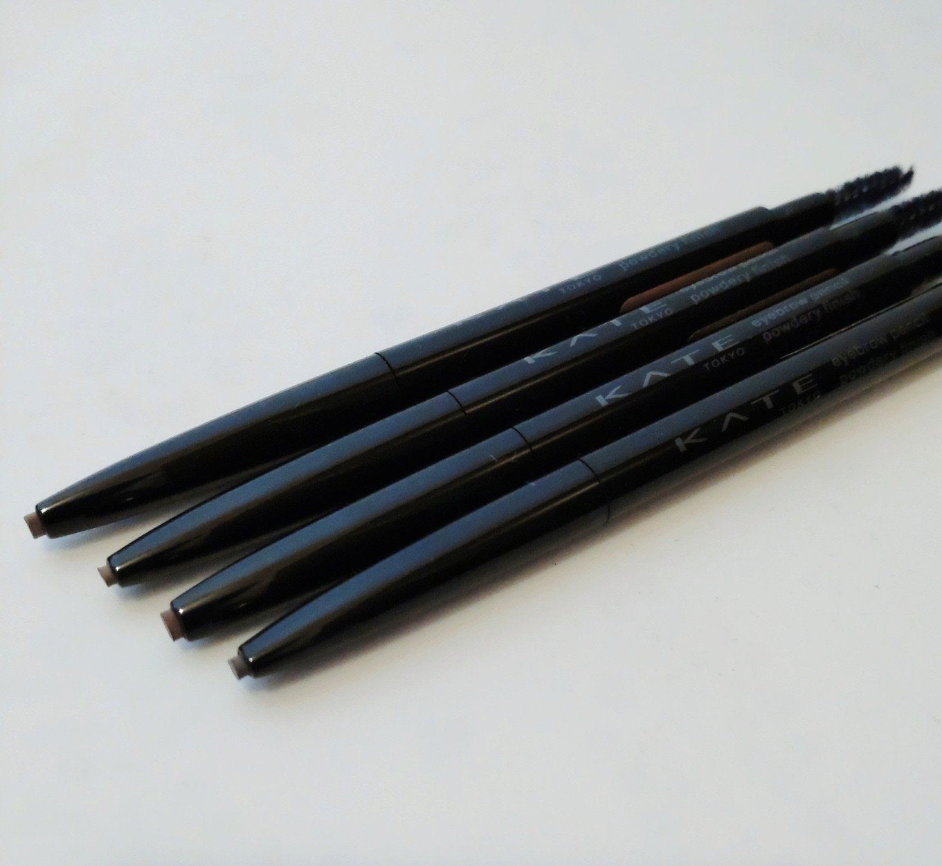 ケイト デザイニングアイブロウ3D/KATE/パウダーアイブロウを使ったクチコミ(2枚目)