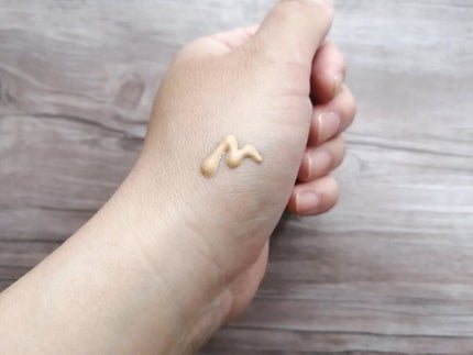 モイストラボ BBエッセンスクリーム/Moist Labo/BBクリームを使ったクチコミ(4枚目)