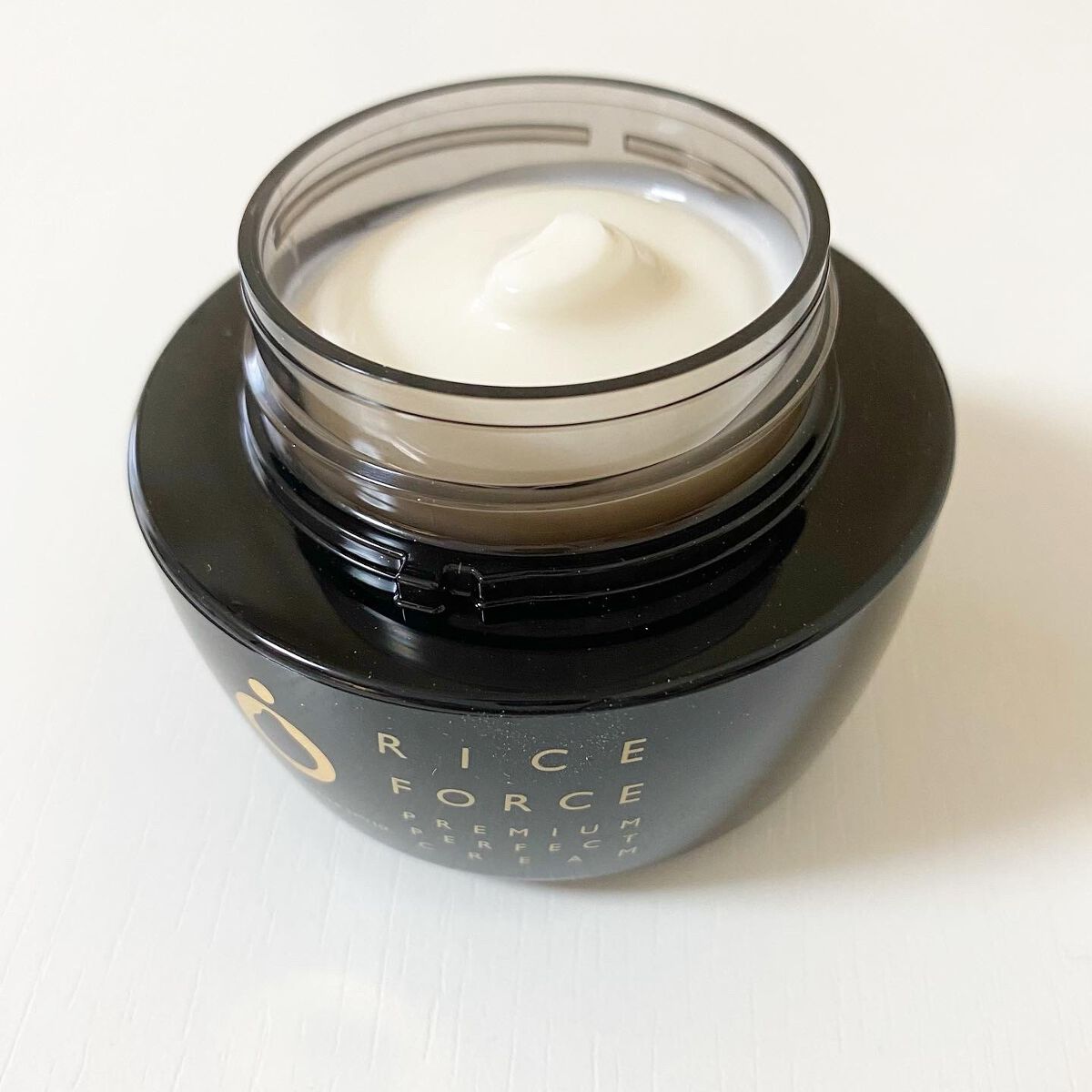 プレミアムパーフェクトクリーム/ライスフォース/フェイスクリームを使ったクチコミ(2枚目)