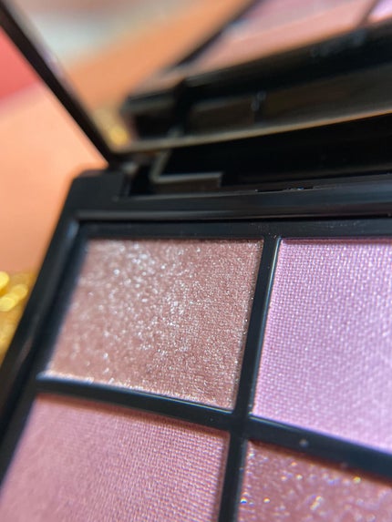 ミネラルクラッシィシャドー/エトヴォス/アイシャドウパレットを使ったクチコミ(2枚目)