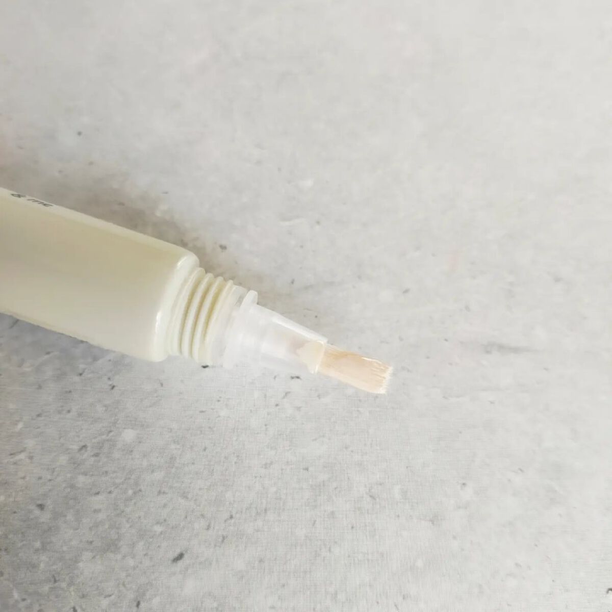 ルミシーラーモイスチャー/N＆ｍ/クリームコンシーラーを使ったクチコミ（3枚目）