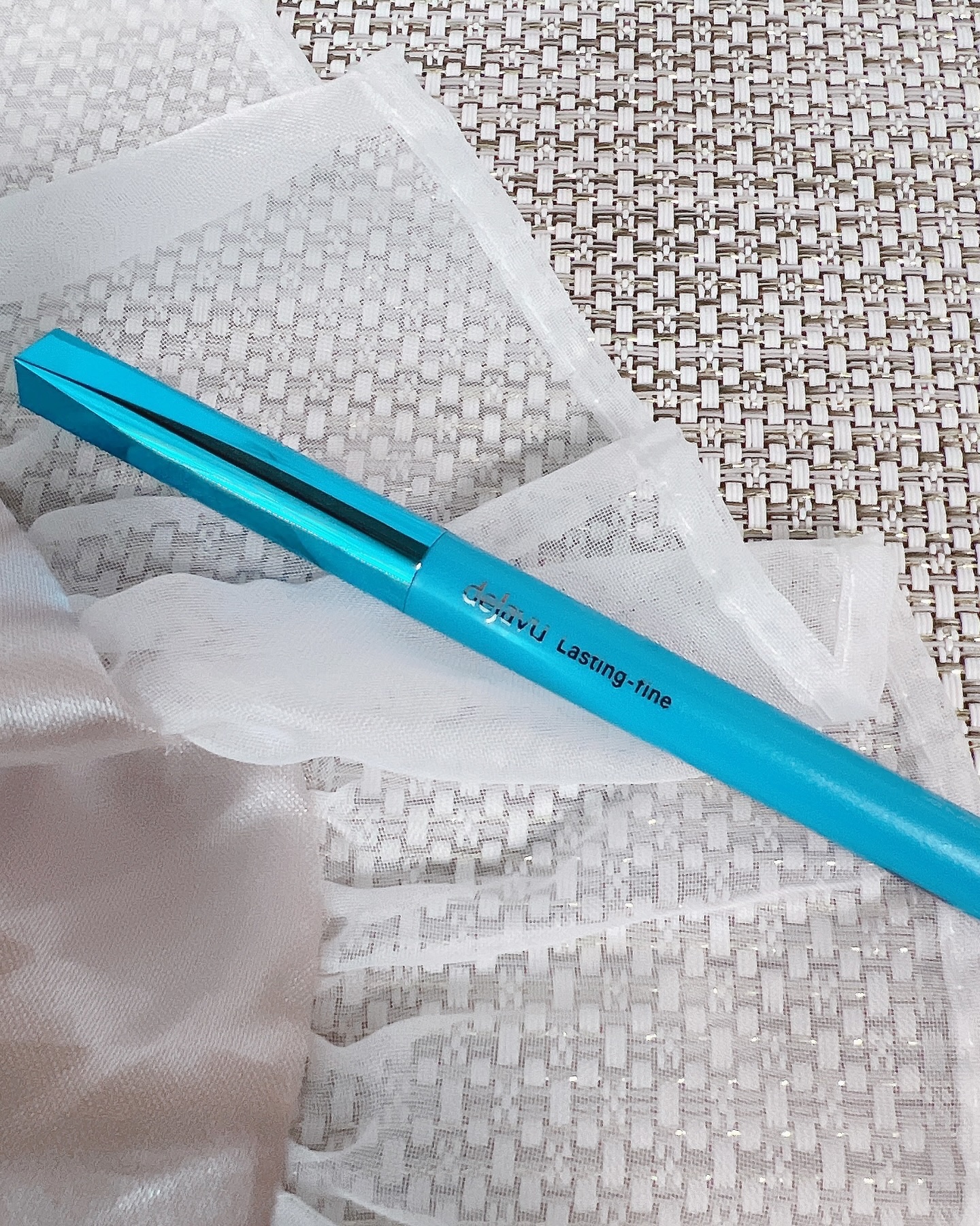 「密着アイライナー」極細クリームペンシル/デジャヴュ/ペンシルアイライナーを使ったクチコミ（2枚目）