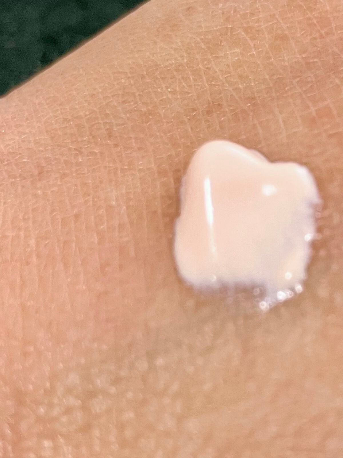 ベルディオ UVトーンアップエッセンス N/メンターム/日焼け止めローションを使ったクチコミ(5枚目)