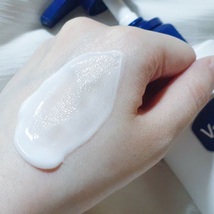 メディケイティッド センシティブケア ボディローション うるおいケア <医薬部外品>/ヴァセリン/ボディローションを使ったクチコミ(2枚目)