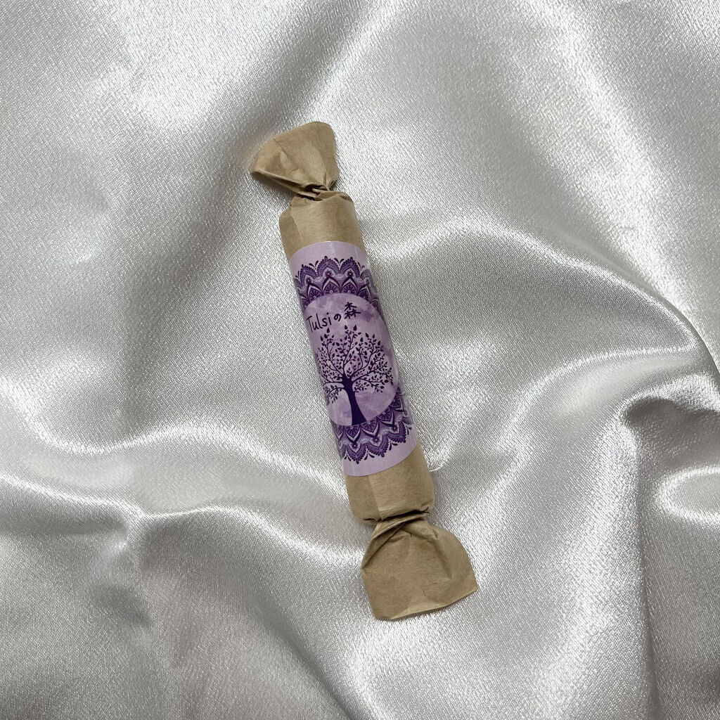 HOLYBASIL×CBDアロマリップクリーム/トゥルシーの森/リップケアを使ったクチコミ（2枚目）