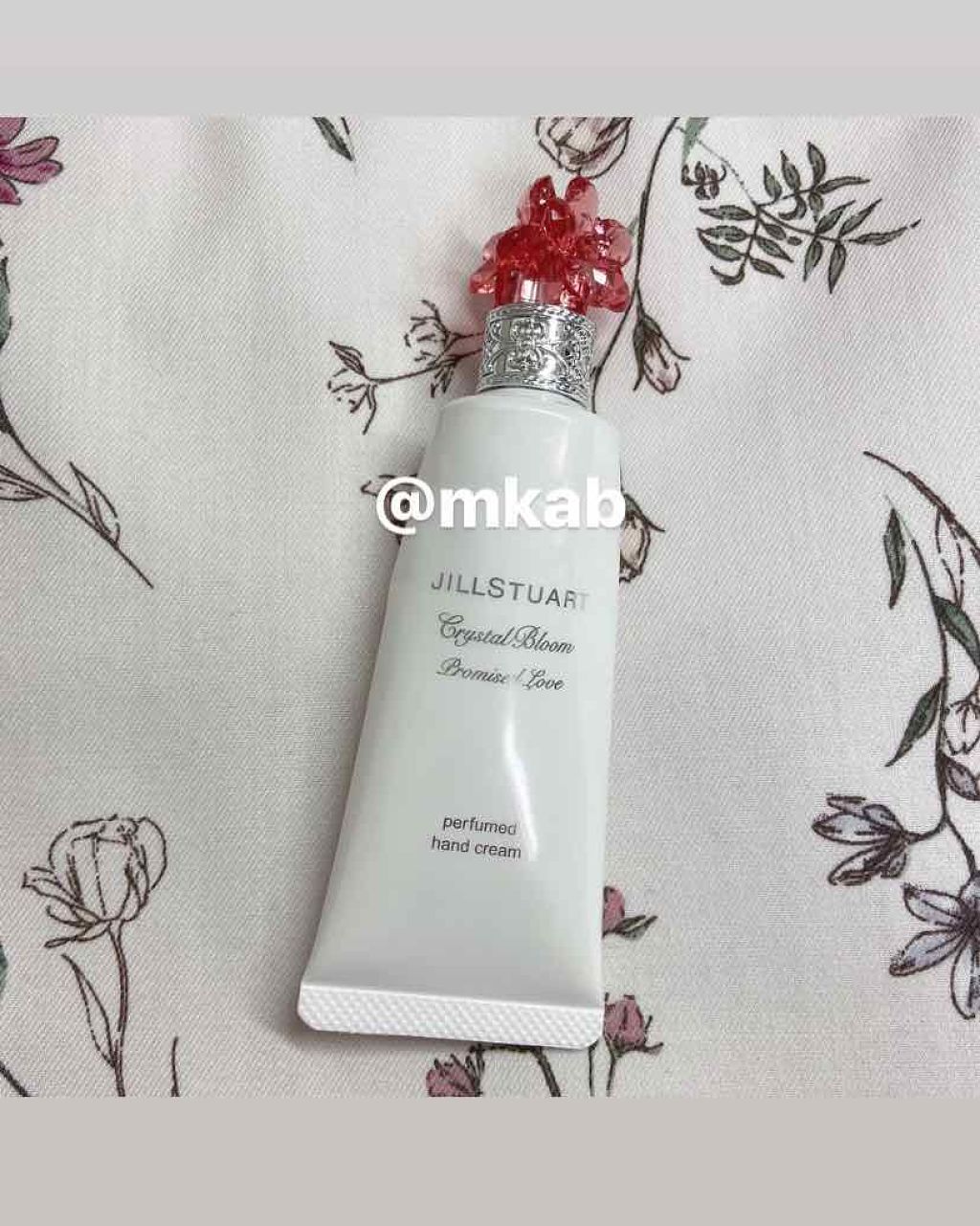 クリスタルブルーム プロミスドラブ パフュームド ハンドクリーム/JILL STUART/ハンドクリームを使ったクチコミ（1枚目）