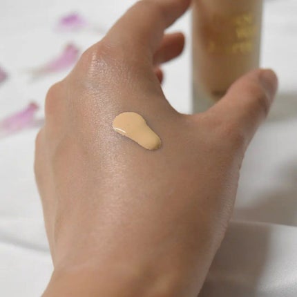 ボーン ディス ウェイ アンディテクタブル 24H マット ファンデーション/Too Faced/リキッドファンデーションを使ったクチコミ(2枚目)