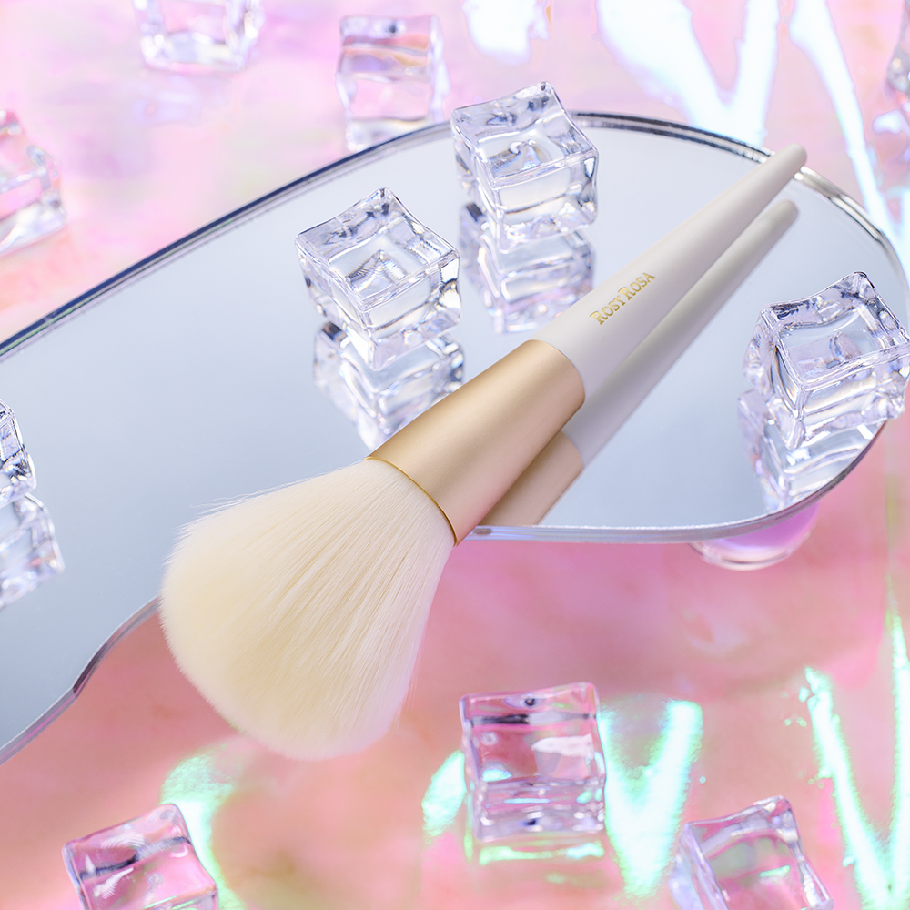 エンジェリッチブラシ パウダー用 L/ロージーローザ/メイクブラシを使ったクチコミ（1枚目）