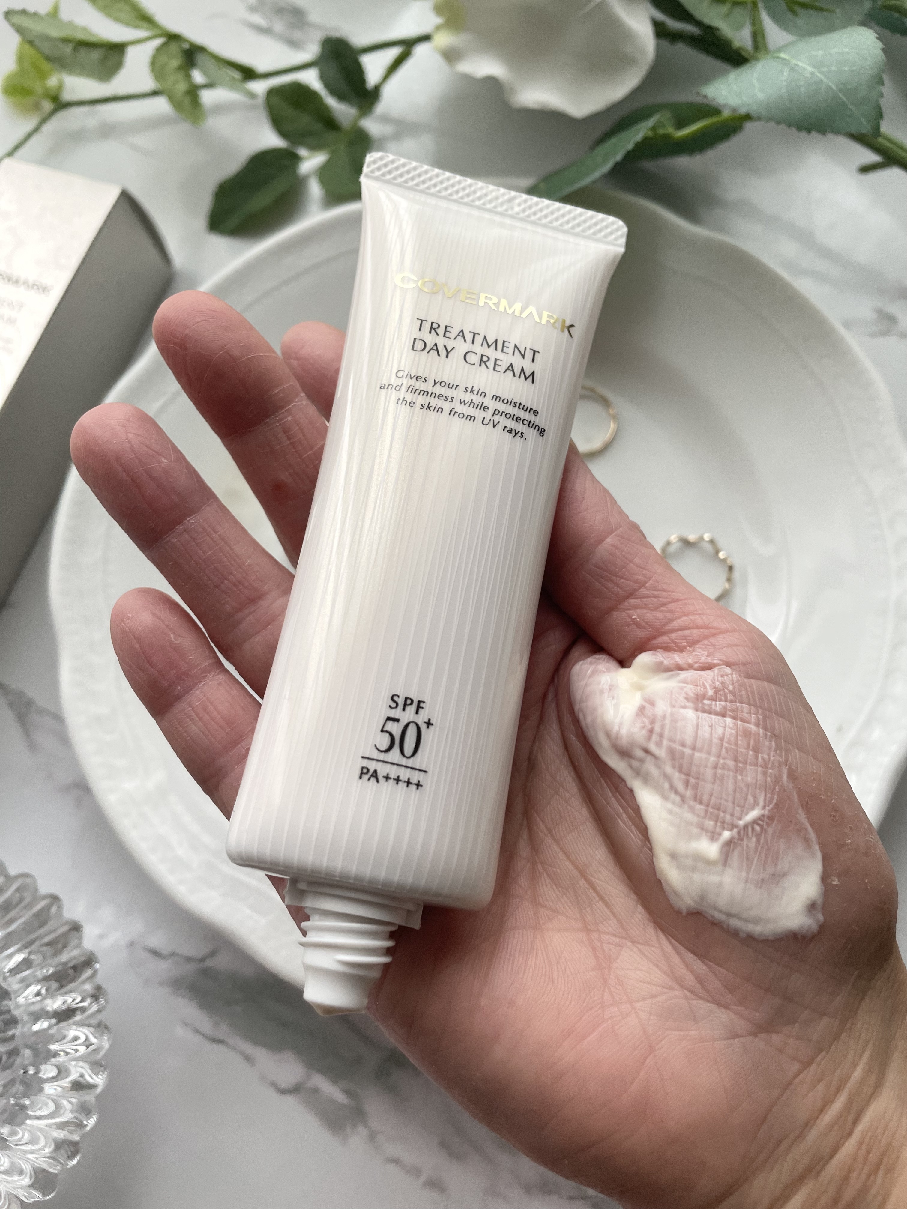 トリートメント デイ クリーム/COVERMARK/日焼け止めクリームを使ったクチコミ（2枚目）