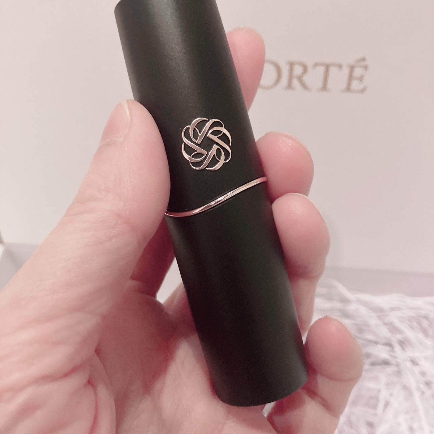 ルージュデコルテ クリームグロウ/DECORTÉ/口紅を使ったクチコミ(3枚目)