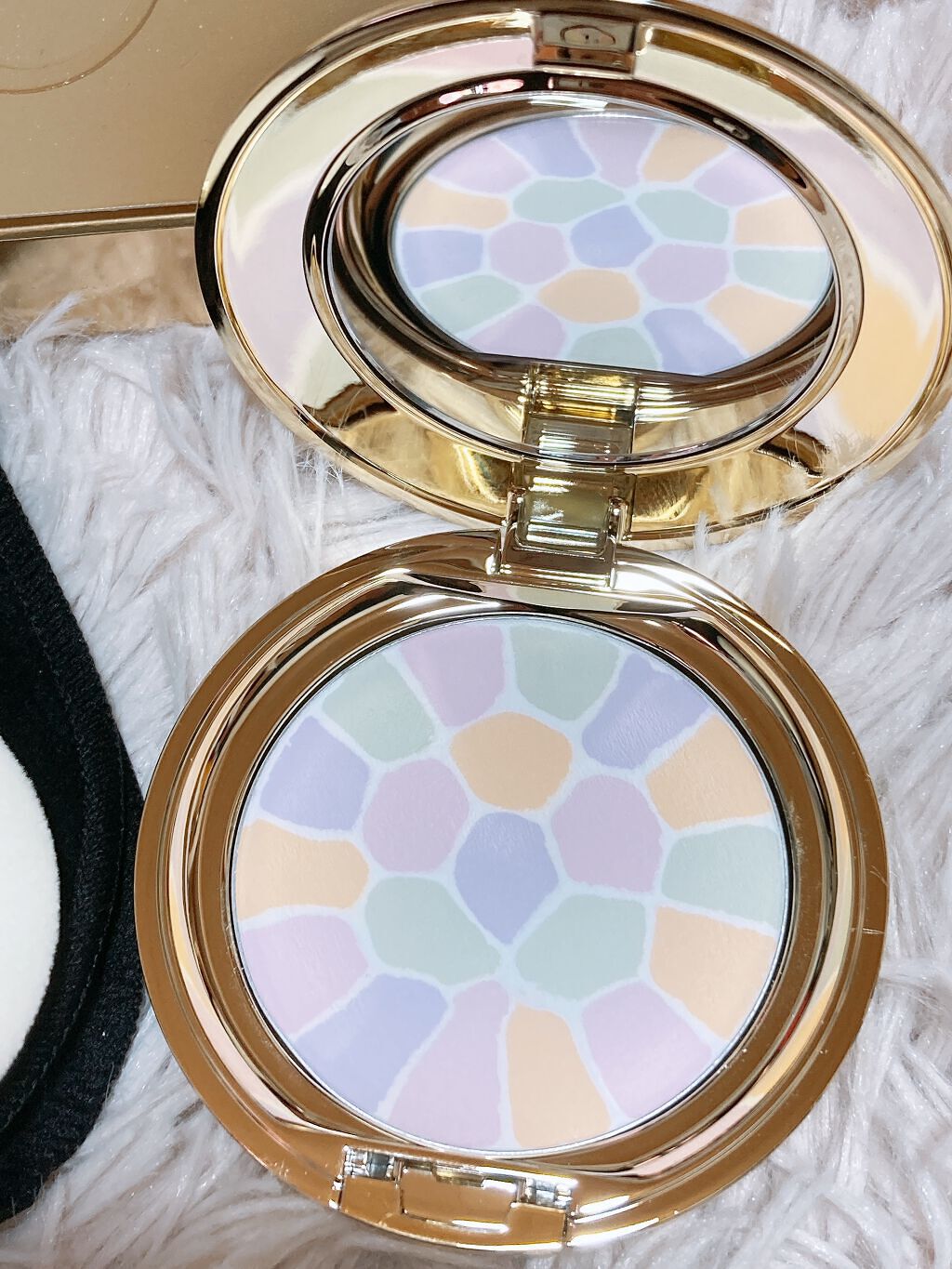 ラ プードル オートニュアンス/Elégance/プレストパウダーを使ったクチコミ（1枚目）