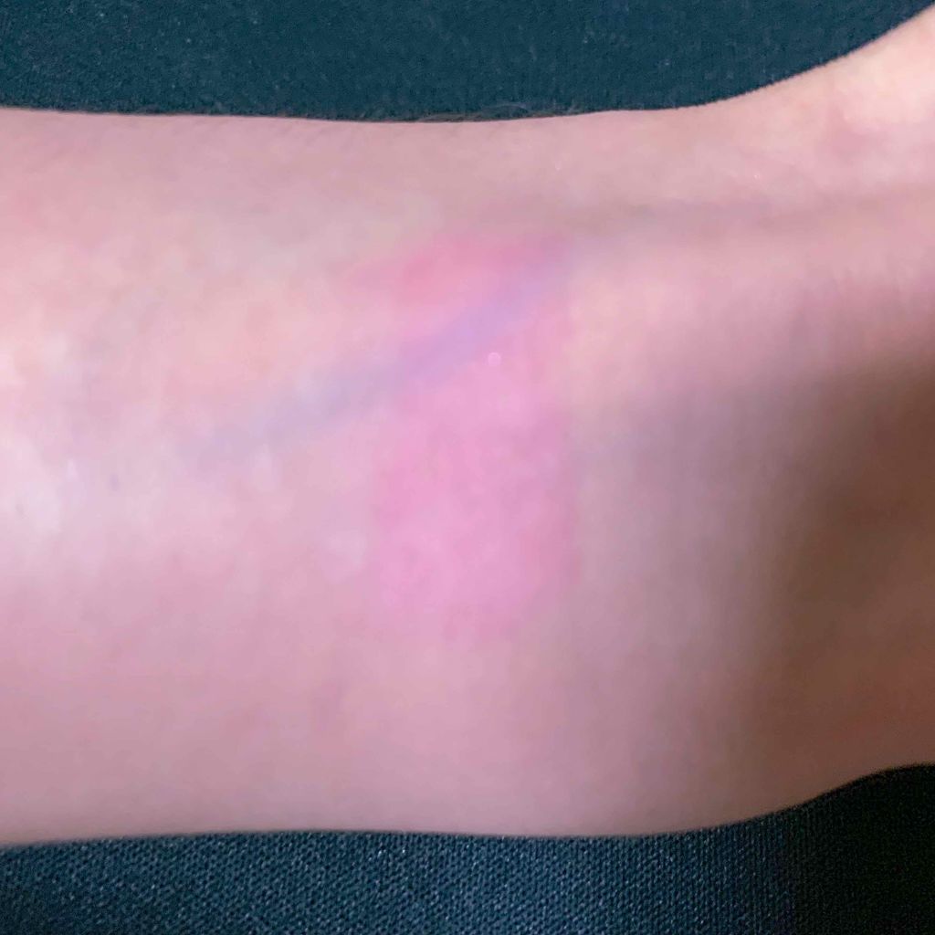 ヴォリュプテ プランプインカラー/YVES SAINT LAURENT BEAUTE/口紅を使ったクチコミ(4枚目)