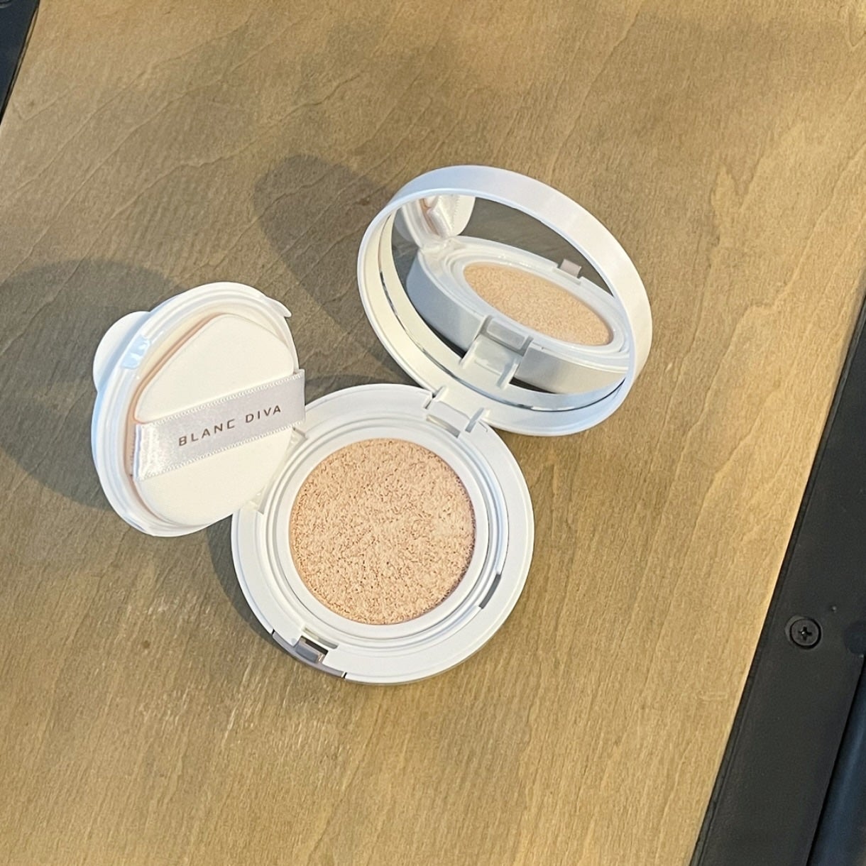 GLEAM COVERAGE CUSHION/BLANC DIVA/クッションファンデーションを使ったクチコミ(3枚目)