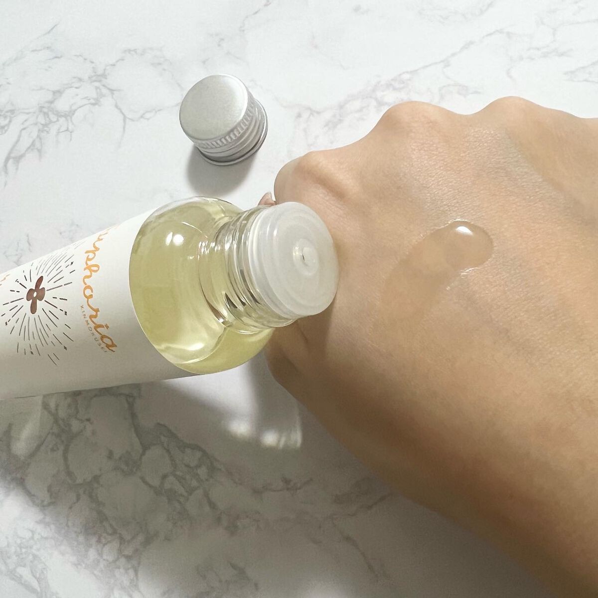 ユーフォリア・キンモクセイ マルチオイル/BIBIDAY/ヘアオイルを使ったクチコミ(2枚目)