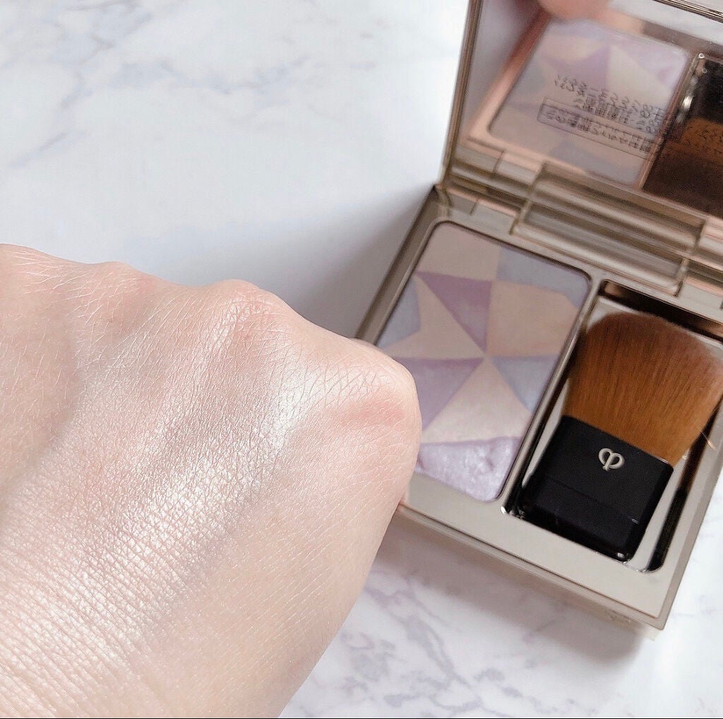 クレ・ド・ポー ボーテ レオスールデクラ/クレ・ド・ポー ボーテ/パウダーハイライトを使ったクチコミ(3枚目)