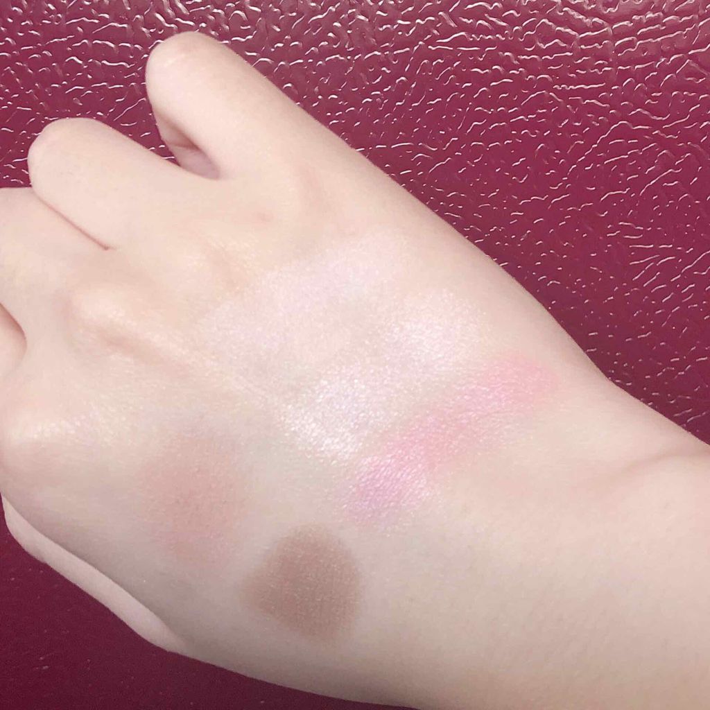 ホワイトシェイピングパレット/KATE/プレストパウダーを使ったクチコミ（3枚目）