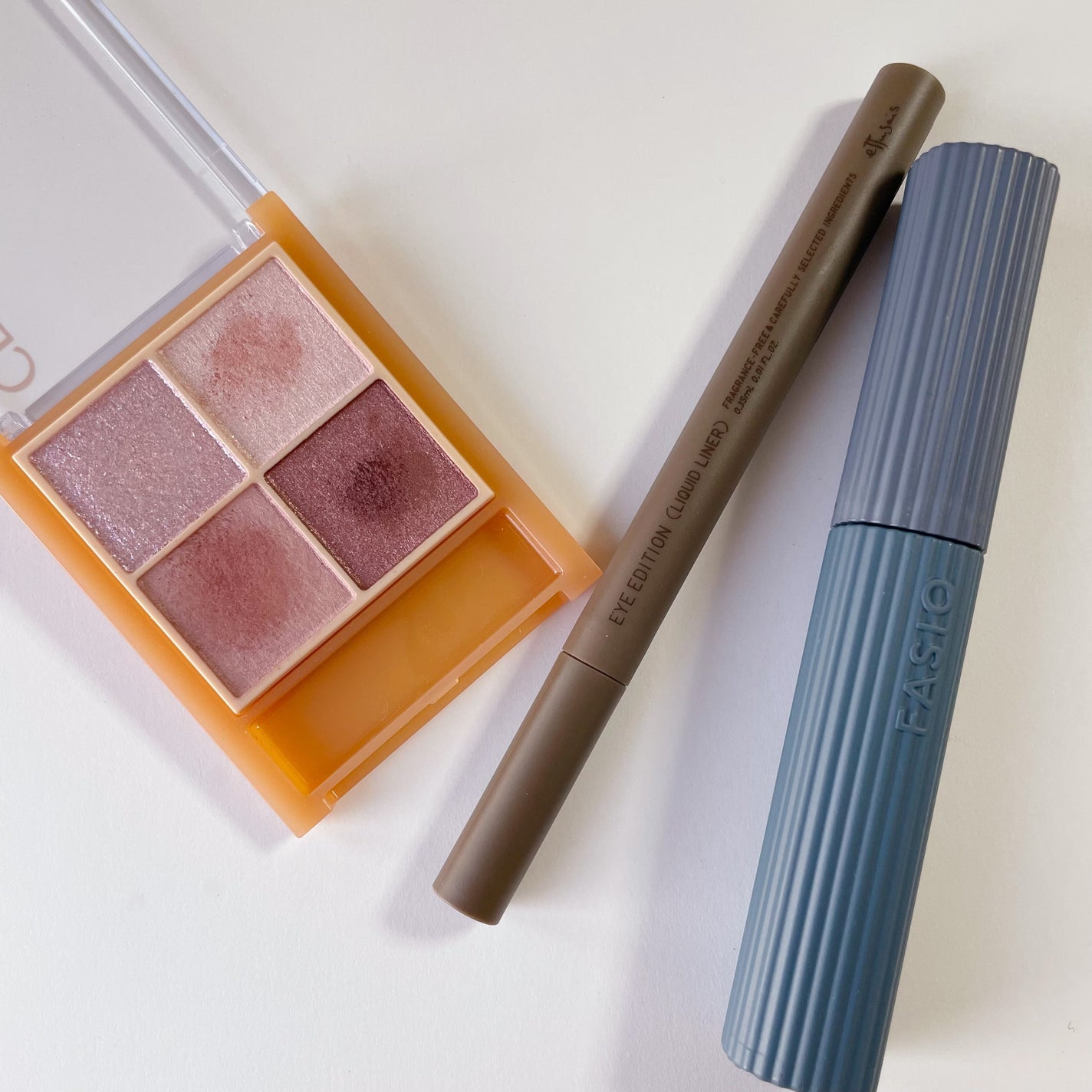 ベージュトーンアイシャドウ/CEZANNE/アイシャドウパレットを使ったクチコミ(2枚目)