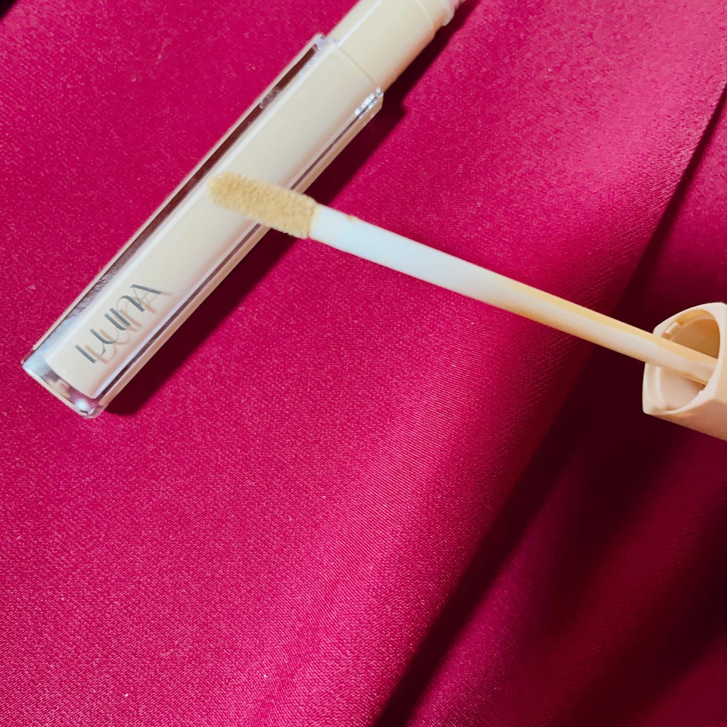 ロングラスティングチップコンシーラーフィックシングフィット/LUNA/リキッドコンシーラーを使ったクチコミ（2枚目）