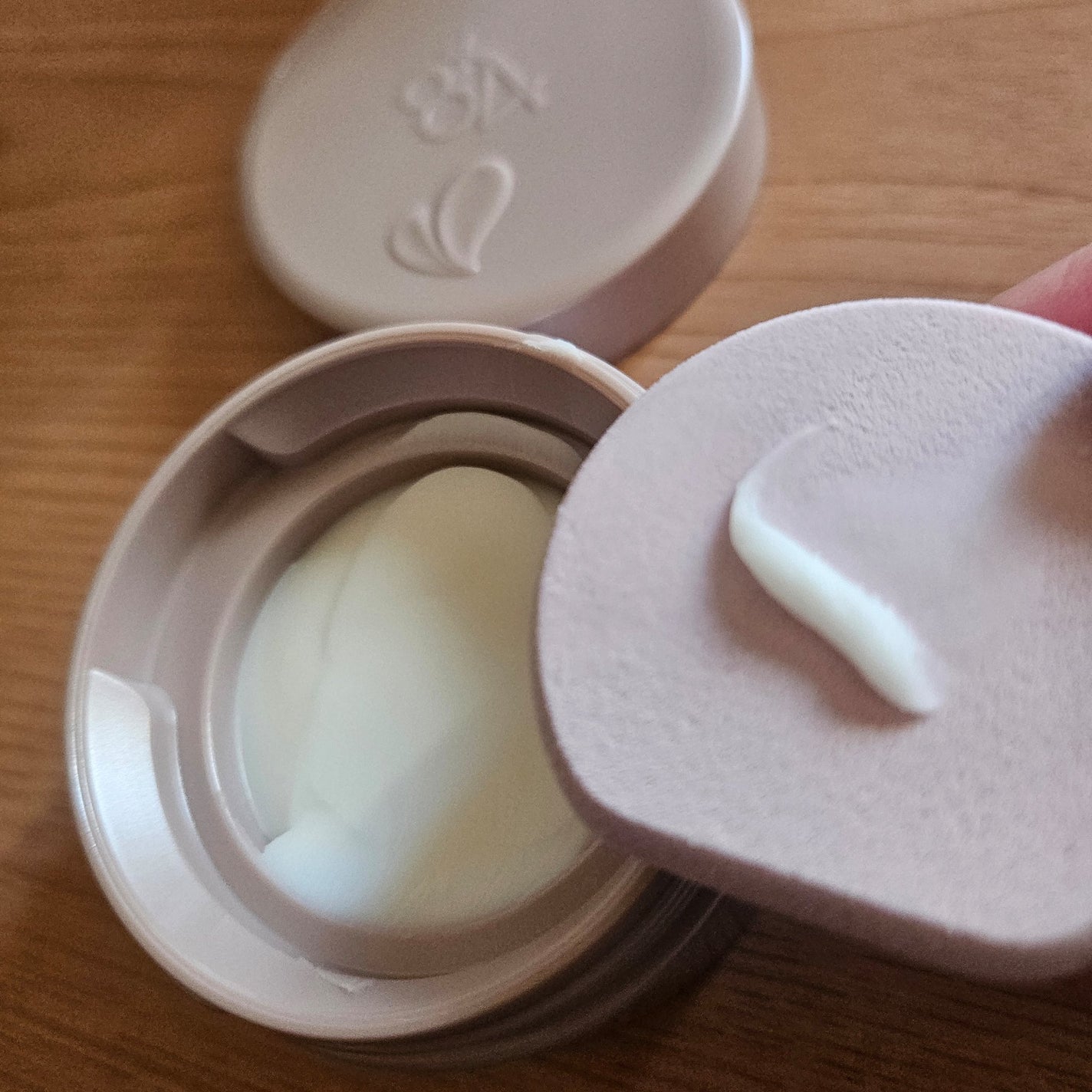 8x4 デオドラントパテ【医薬部外品】/8x4/デオドラント・制汗剤を使ったクチコミ(3枚目)