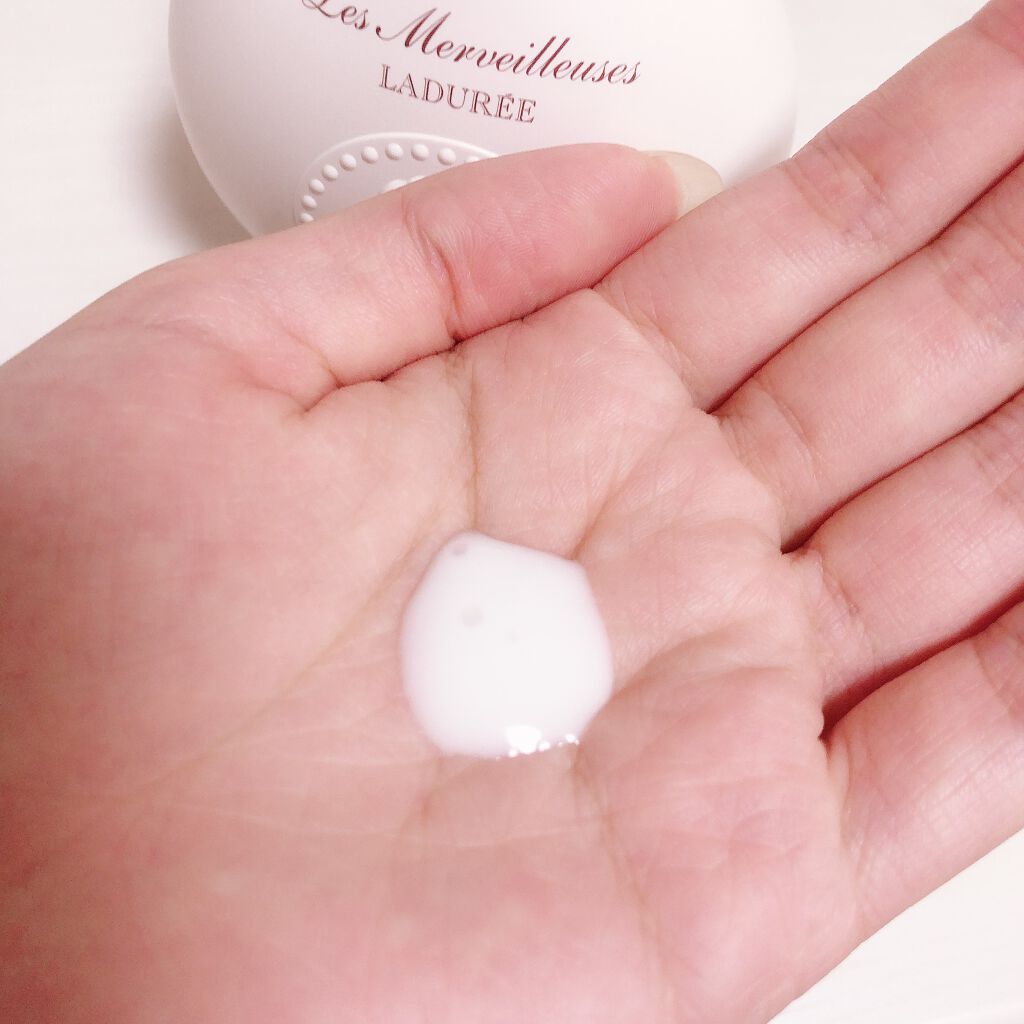 テ ボディ ローション/レ・メルヴェイユーズ ラデュレ/ボディローションを使ったクチコミ(3枚目)