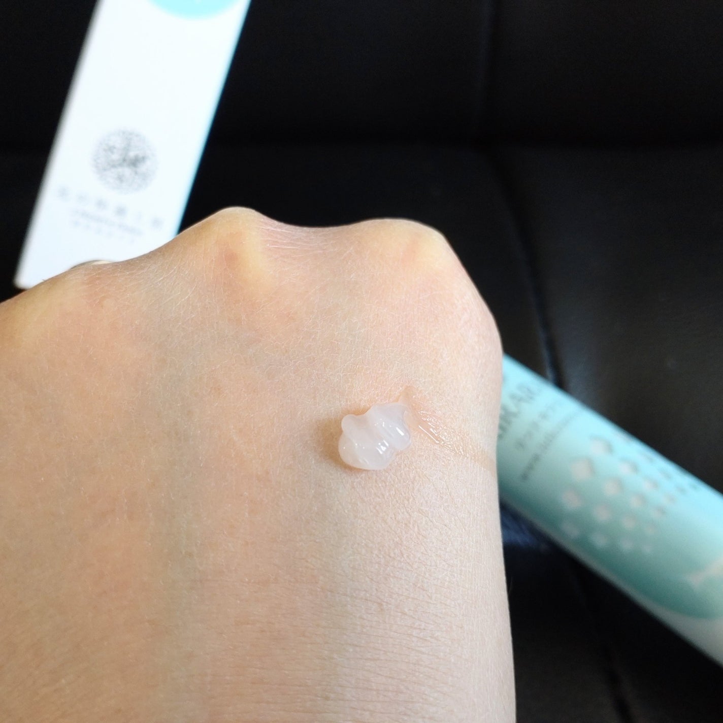 hare@フォロバ100 on LIPS 「✅商品の特徴まぶたにハリを与えて引き締める上まぶた専用美容ジェ..」(3枚目)