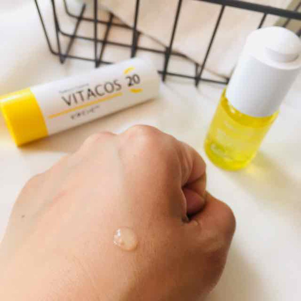 Today’s Cosme ビタコス20美容液のクチコミ「＼ピュアビタミン配合で美肌に！／﻿
ポップベリー﻿
ビタコス20﻿
.﻿
ニキビケアの﻿
#ゼ.....」（3枚目）