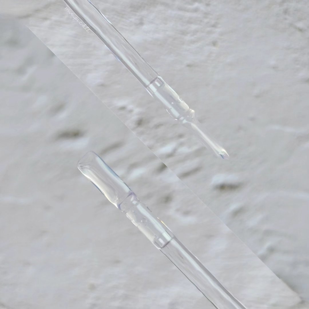 ラビューム ボリュームリップセラム/Luvum/リップグロスを使ったクチコミ（3枚目）