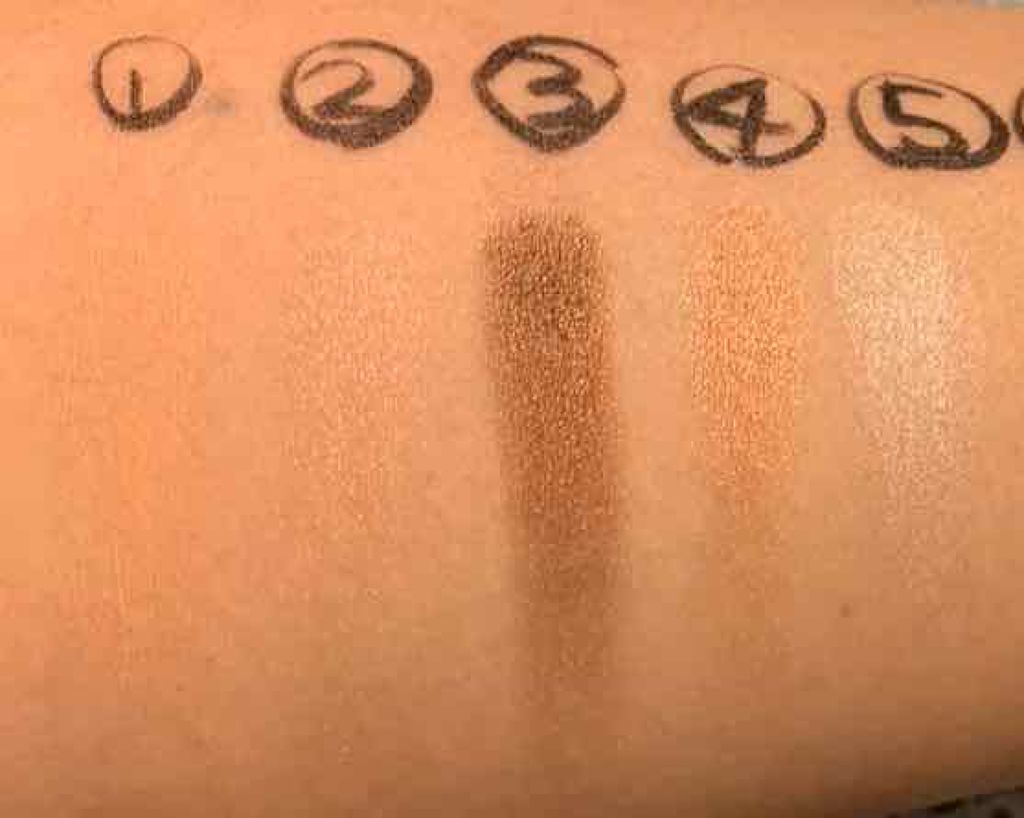 UR GLAM　BLOOMING EYE COLOR PALETTE/U R GLAM/アイシャドウパレットを使ったクチコミ（2枚目）