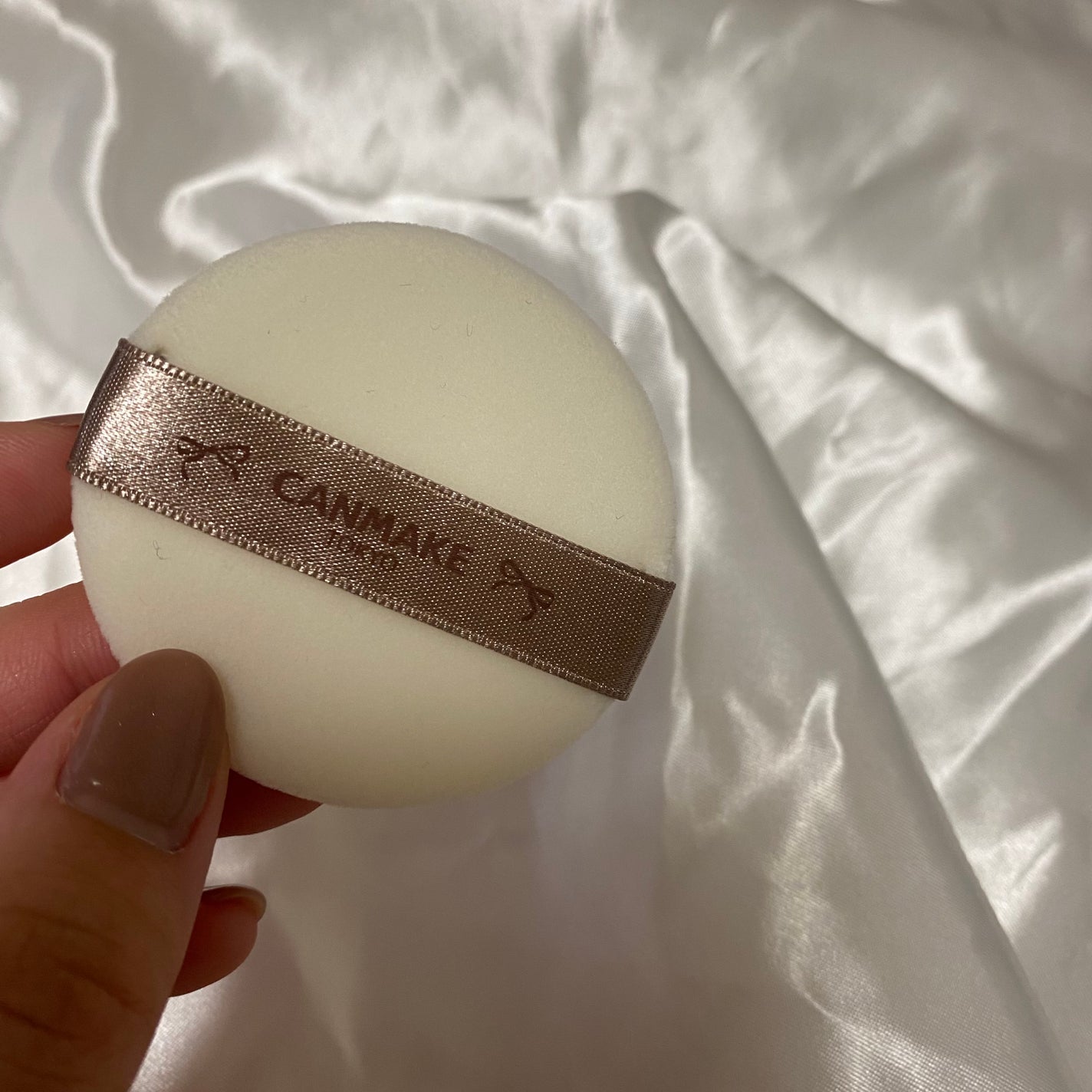 マシュマロフィニッシュパウダー ~Abloom~/キャンメイク/プレストパウダーを使ったクチコミ(2枚目)