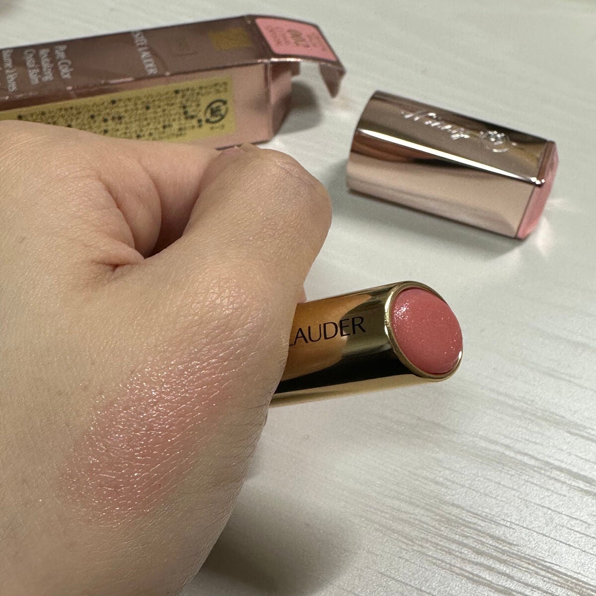 ピュア カラー クリスタル バーム/ESTEE LAUDER/口紅を使ったクチコミ(2枚目)