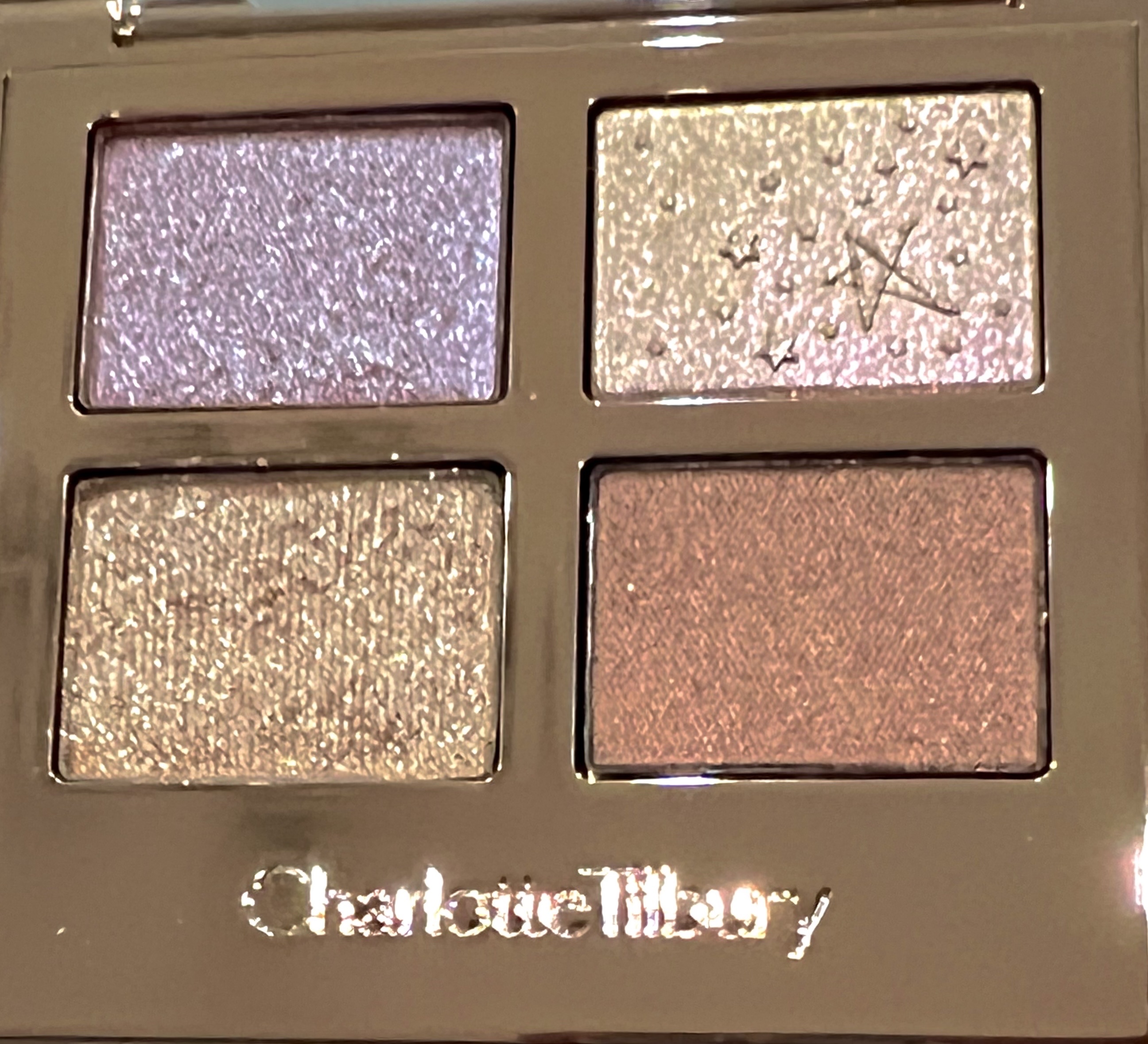 Charlotte Tilbury ラグジュアリー パレット オブ パールズのクチコミ「
Charlotte Tilbury
LUXURY PALETTE OF PEARLS
・CE.....」（1枚目）