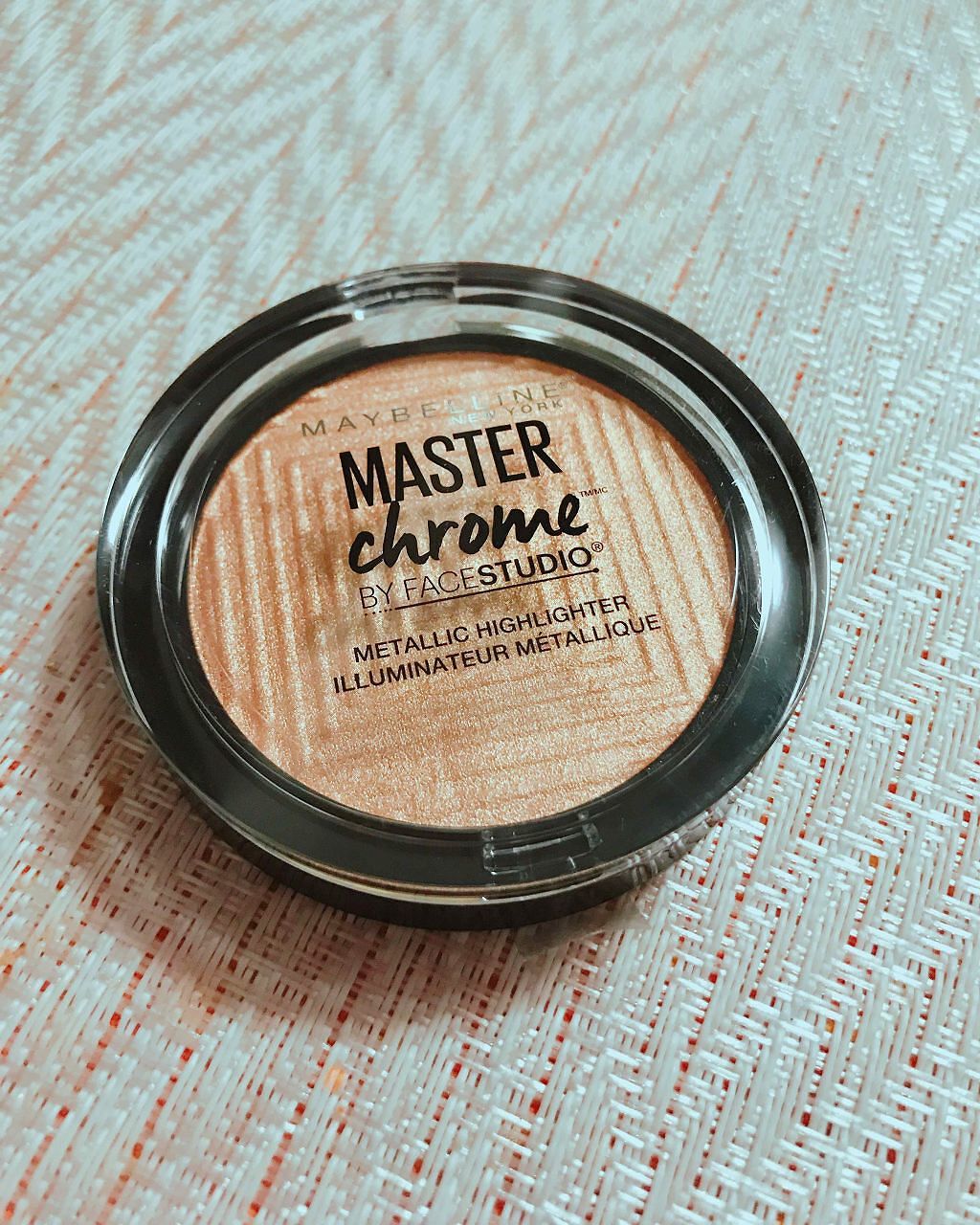 MAYBELLINE NEW YORK マスタークロームハイライターのクチコミ「メイベリン マスタークロームハイライター


こちら、限定で出ていますが、かなりのクオリティな.....」（1枚目）