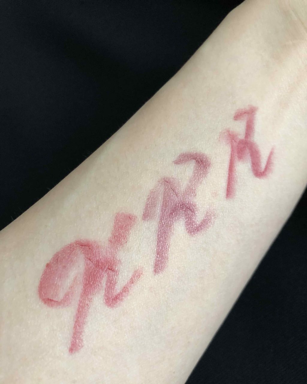 ル ルージュ パルファム サテン/キリアン/口紅を使ったクチコミ（3枚目）