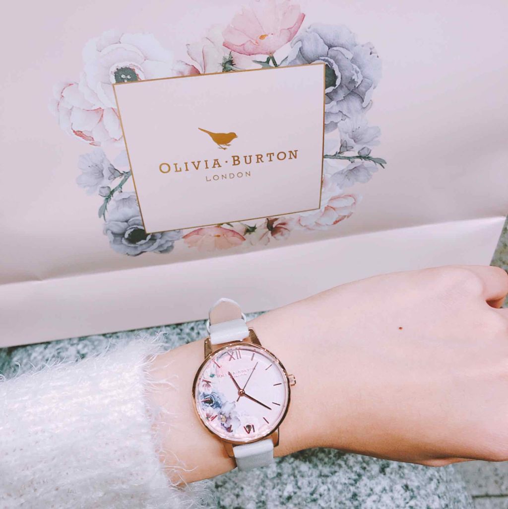 アリン ♡ on LIPS 「私の愛用の腕時計を紹介します❤️OLIVIABURTONですー..」(1枚目)